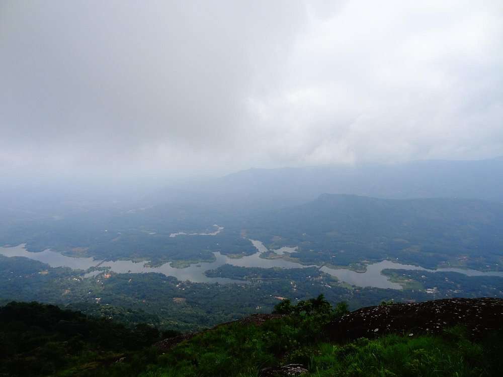 elaveezhapoonchira (2)